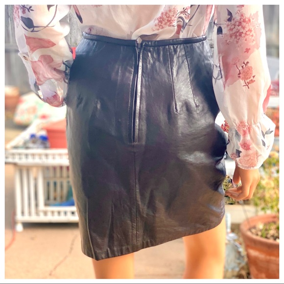 HUGO BUSCATI “MILANO” Brown Leather Pencil Mini Skirt - Picture 12 of 16